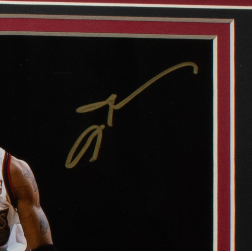 Allen Iverson Signed 8x10 Philadelphia 76ers vs Kobe Bryant Photo
