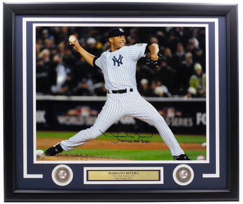 Mariano Rivera Signed Framed New York Yankees 16x20 Yankee For Life Photo JSA