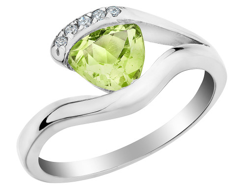 2/5 Carat (ctw)Peridot Ring in Sterling Silver with Accent Diamonds