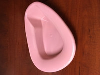 Stackable Bedpan Mauve 2 Quart / 1893 mL (M-1123210)