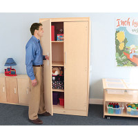 Storage Cabinets and Carts (152518)