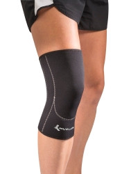 Knee Sleeve Mueller® Large Pull-On 16 to 18 Inch Knee Circumference Left or Right Knee  (1/EA)