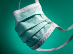Surgical Mask Cardinal Health™ Pleated Tie Closure One Size Fits Most Blue NonSterile ASTM Level 1 Adult  (300/CS)