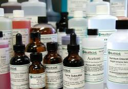 Histology Reagent Potassium Hydroxide ACS Grade 20% 16 oz.  (1/EA)