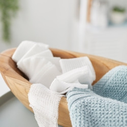 Gauze Sponge McKesson 2 X 2 Inch 200 per Pack NonSterile 12-Ply Square  (200/PK)