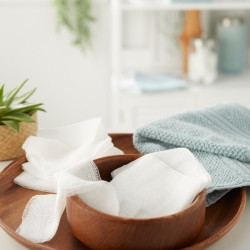 Gauze Sponge McKesson 4 X 4 Inch 200 per Pack NonSterile 16-Ply Square  (200/PK)