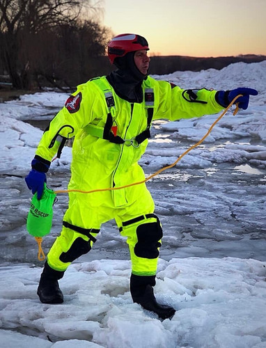 RS-1002 - Ice Rescue Suit in action