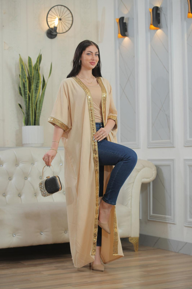 How to Style a Bisht for Weddings (Elegant Women’s Guide)