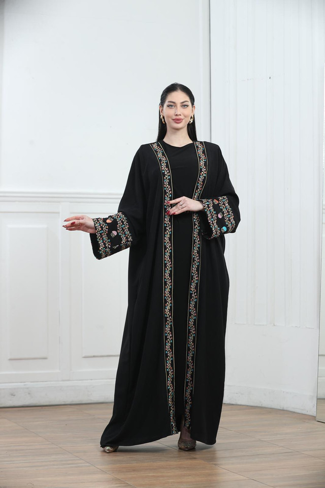 Shalabia Arabian Bisht