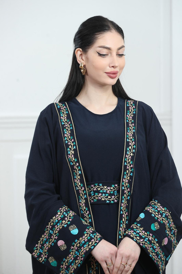 Shalabia Arabian Bisht