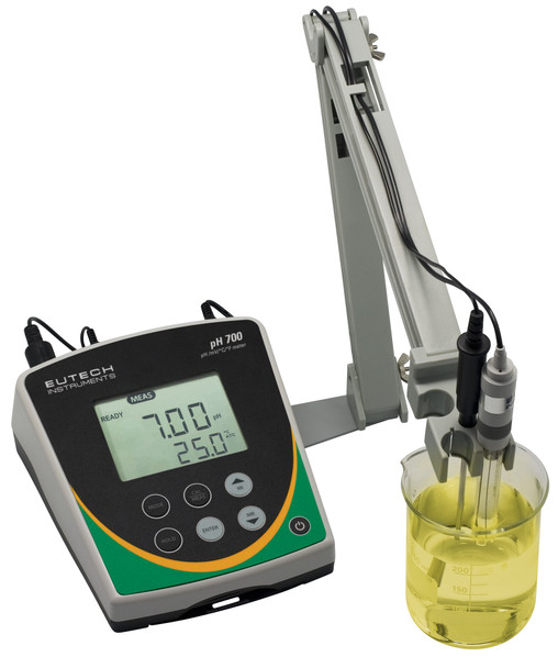 PH Meter pH700 with PH and ATC Probe Each