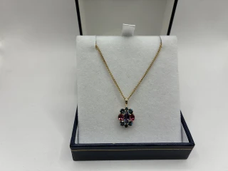 9ct Barcelona Cluster Pendant