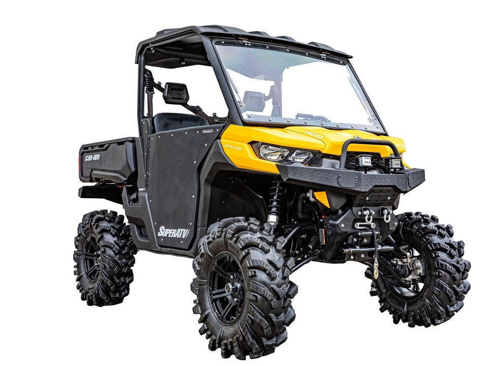Can-Am Defender 6