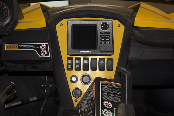 Can-Am Commander/Maverick Lowrance Elite 5M GPS Yellow Dash Plate by UTV Inc