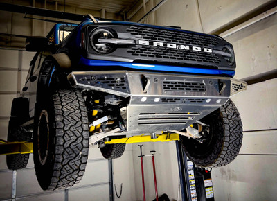 BRONCO ALUMINUM FRONT BUMPER - FEATHERWEIGHT SERIES BRONCO ALUMINUM FRONT BUMPER - FEATHERWEIGHT SERIES