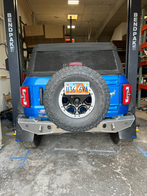 BRONCO ALUMINUM REAR BUMPER - FEATHERWEIGHT SERIES BRONCO ALUMINUM REAR BUMPER - FEATHERWEIGHT SERIES