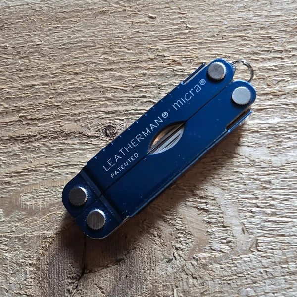 LEATHERMAN MICRA MINI SCISSORS MULTI TOOL 420HC KNIFE 64010101K BLUE