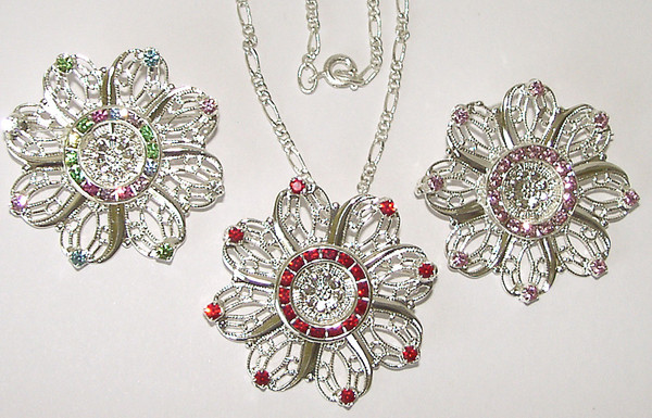 Filigree necklace with 3 choices of color crystals, set 2