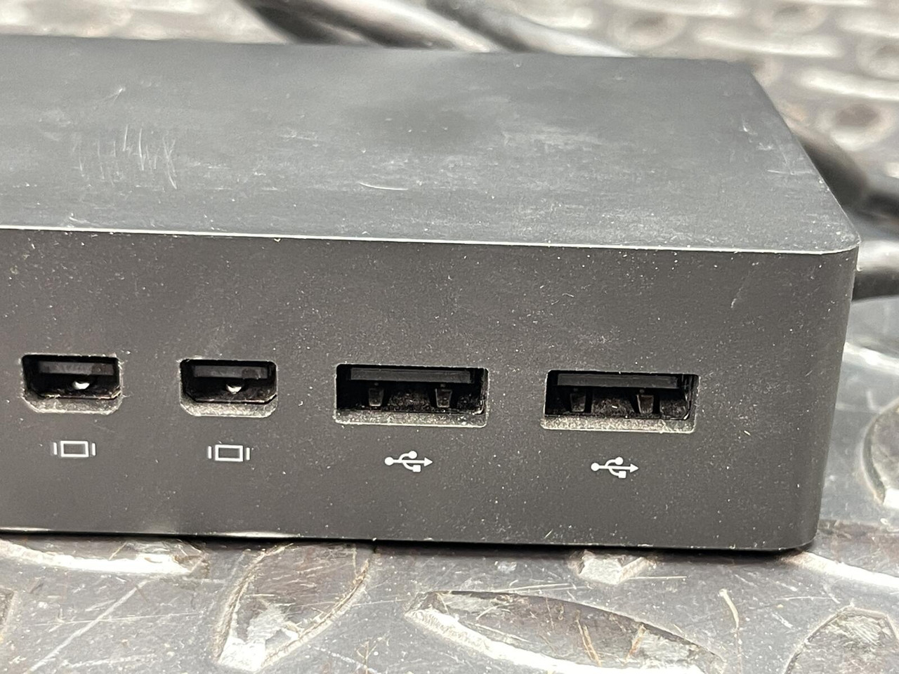 Microsoft Surface Dock 1661 with USB and Dual Display