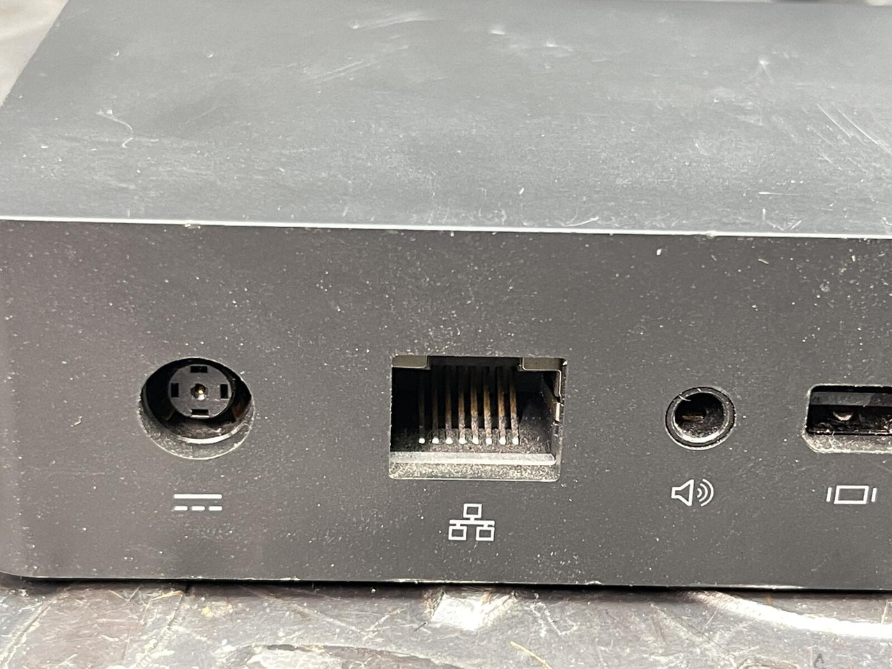 Microsoft Surface Dock 1661 with USB and Dual Display