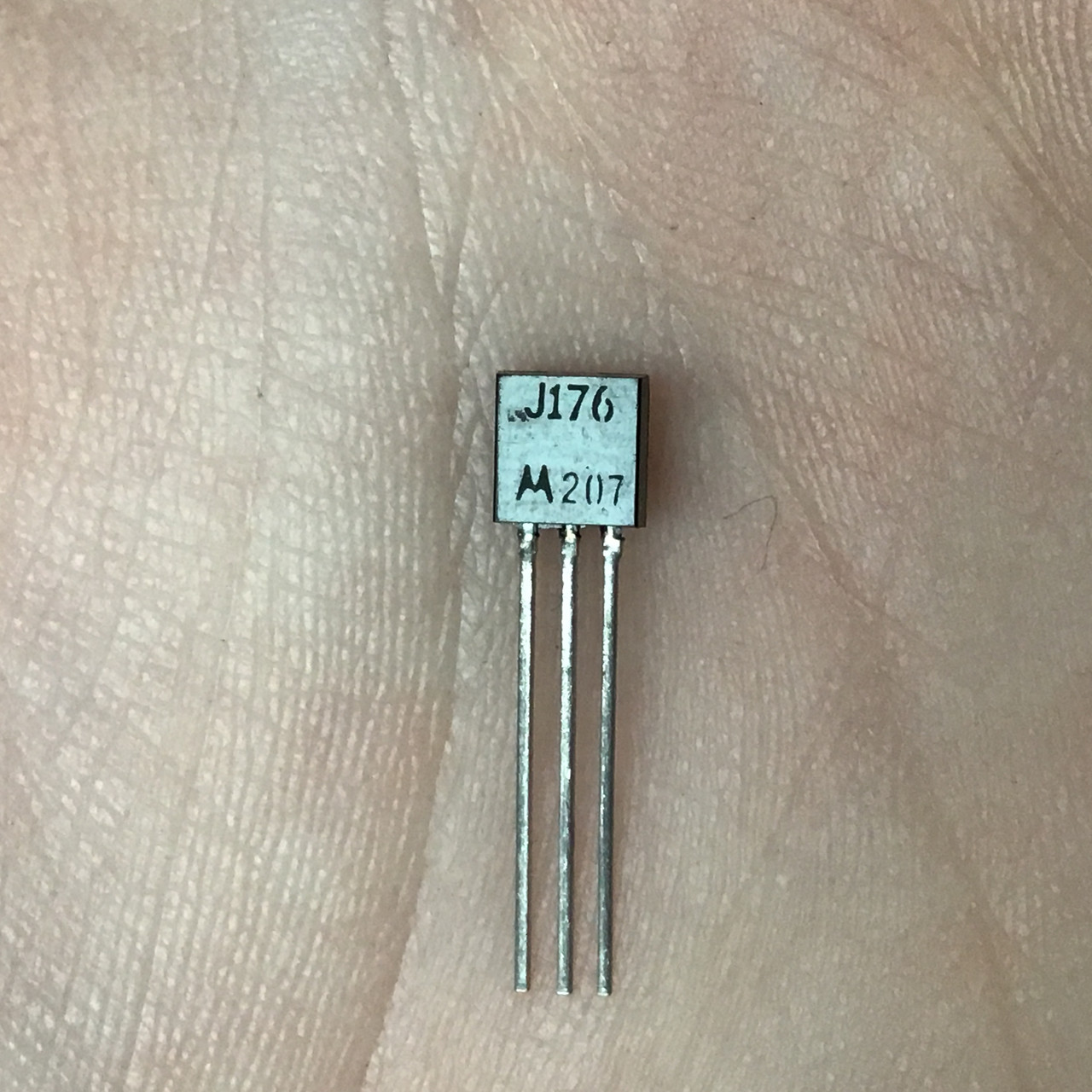 Motorola J176 JFET Chopper 25 Ohm Transistor Y19669