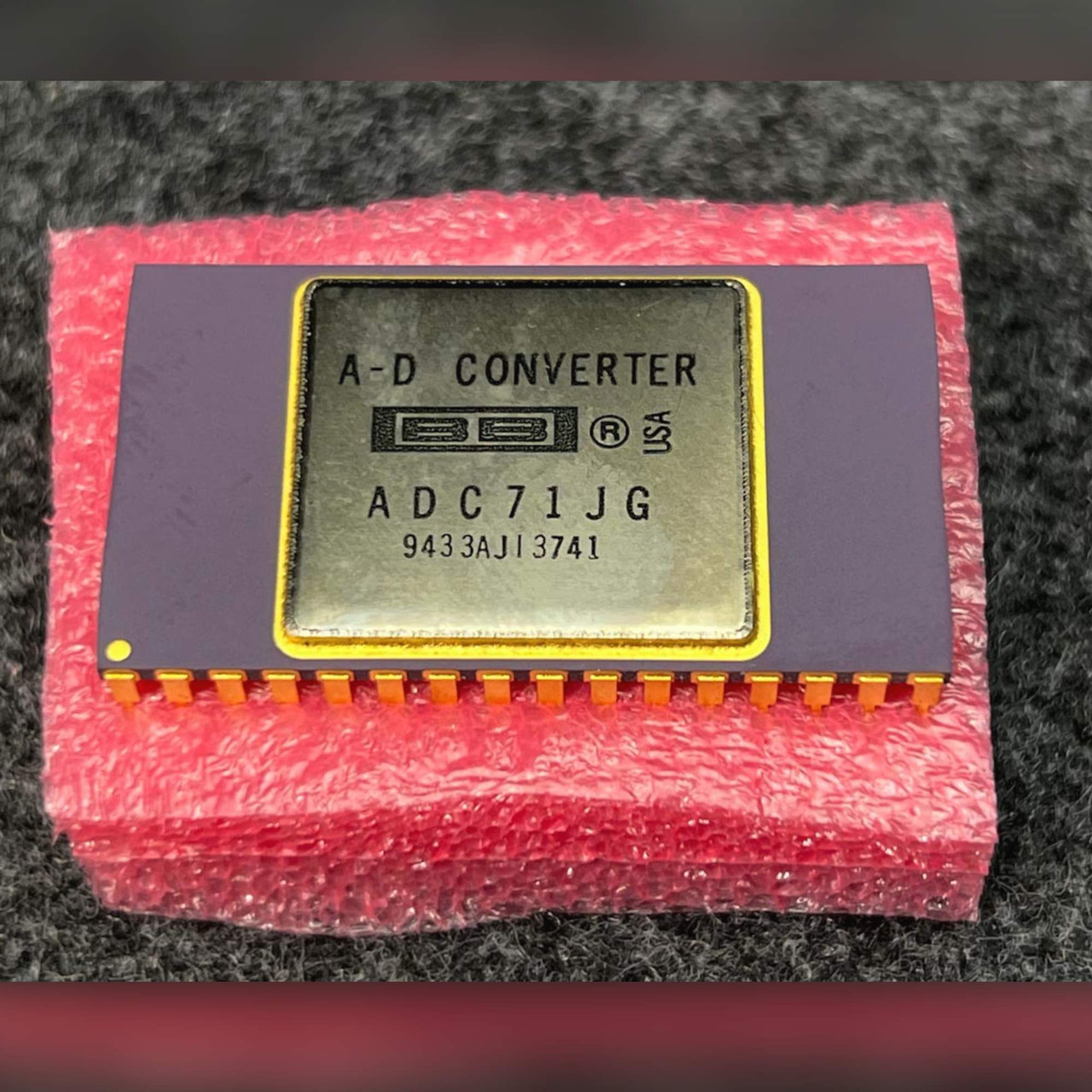 ADC71JG Burr Brown 16-Bit A/D Converter, Gold CDIP-32