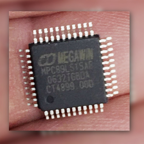 Megawin MPC89L515AF microcontroller chip showing top markings and 44 gull-wing pins.