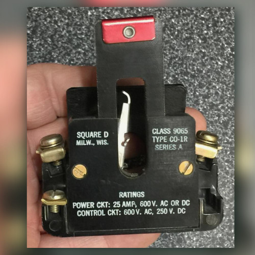 Square D Class 9065 Type CO-1R Series A overload relay markings and 25 amp ratings