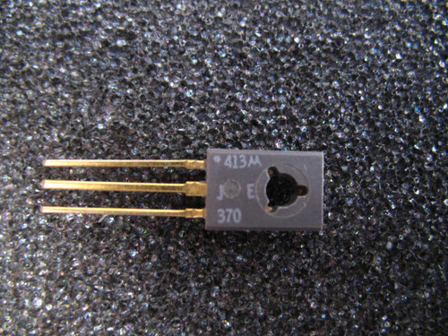 Motorola MJE370 PNP Medium Power Transistor - GG18012 | PartsMine.com