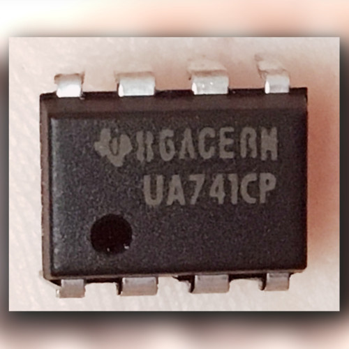 Texas Instruments UA741CP op amp 8-pin plastic DIP, top view, marking legible