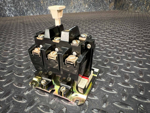 Allen Bradley 592-BOV16 Series A overload relay with three terminal blocks and a beige reset button.