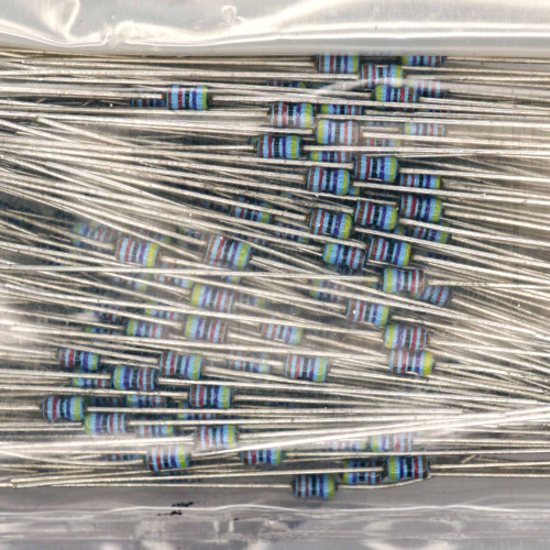 Loose axial-leaded resistors with blue bodies and 5-band color coding; leads appear straight and unformed.