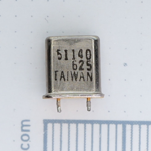VARIOUS 51140 crystal component marked 51140 625 TAIWAN.