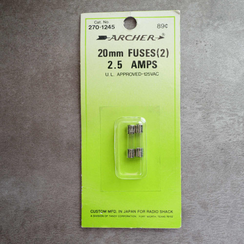 Archer 270-1245 20mm 2.5A fuses in original retail blister packaging.