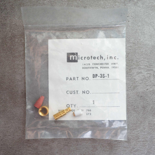 Packaged Microtech Inc. DP-3S-1 connector kit with original factory insert label.