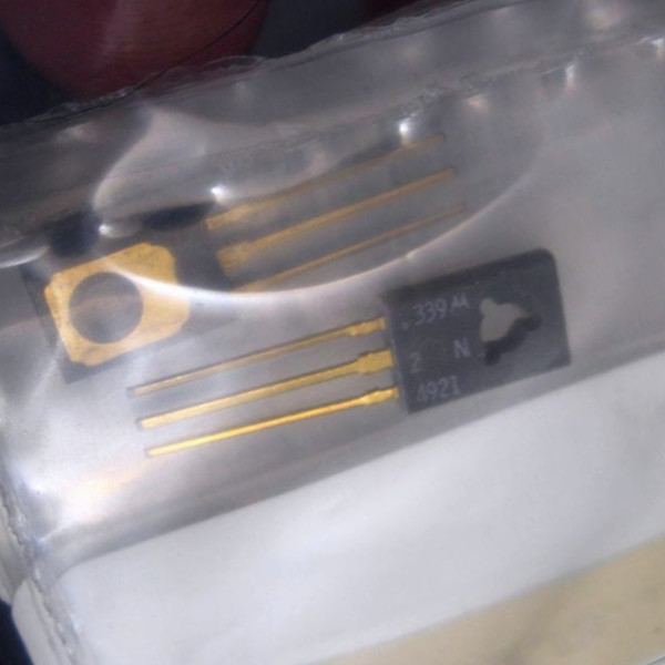 Motorola 2N4921 NPN silicon transistors with gold leads in plastic packaging.
