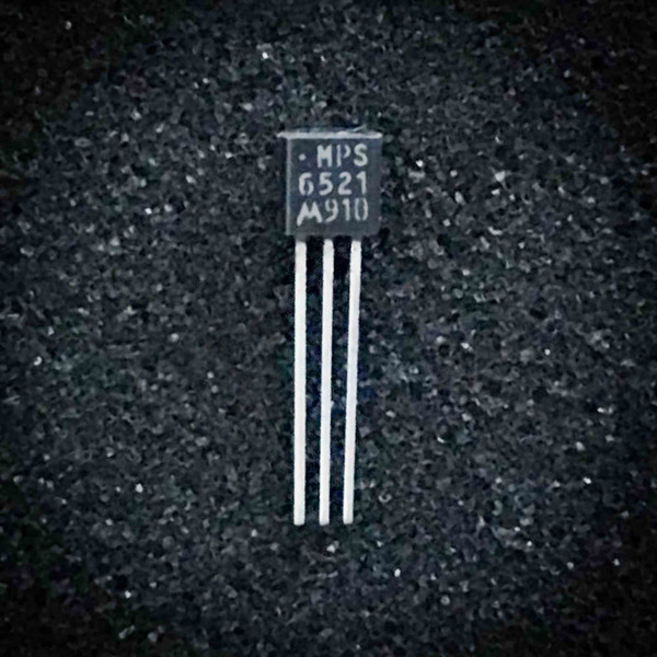 Motorola MPS6521 Si NPN Low Power HF Transistor