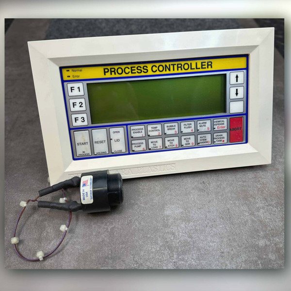 SCP Global 3270091G process controller front three-quarter view with black Floyd Bell audible alarm