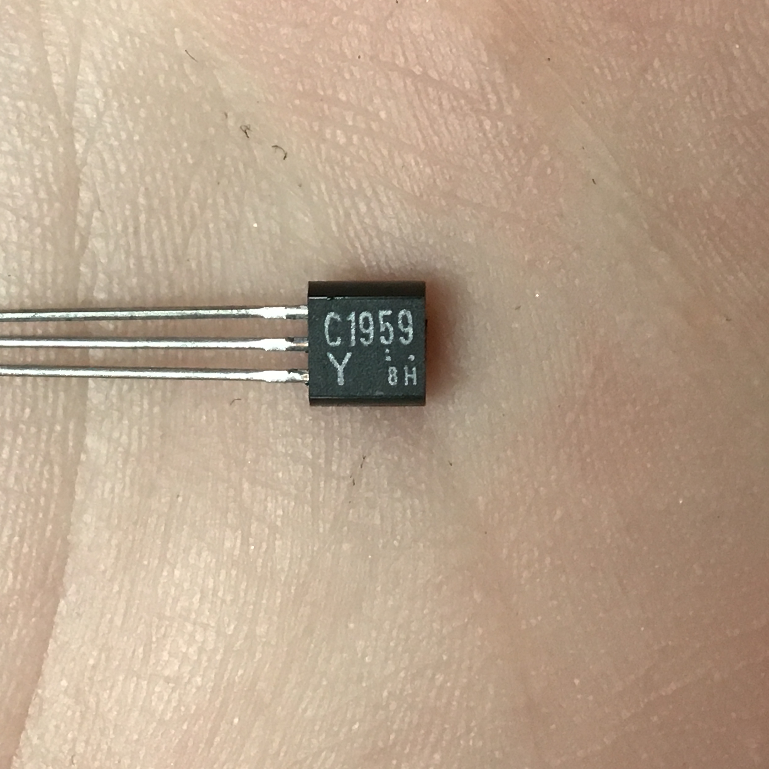 Elite C1959-Y NPN Epitaxial Silicon 30V Transistor Y19643