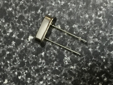 24 MHz Quartz Crystal Resonator HC-49/S Thru-Hole Metal Can 24.000816 New