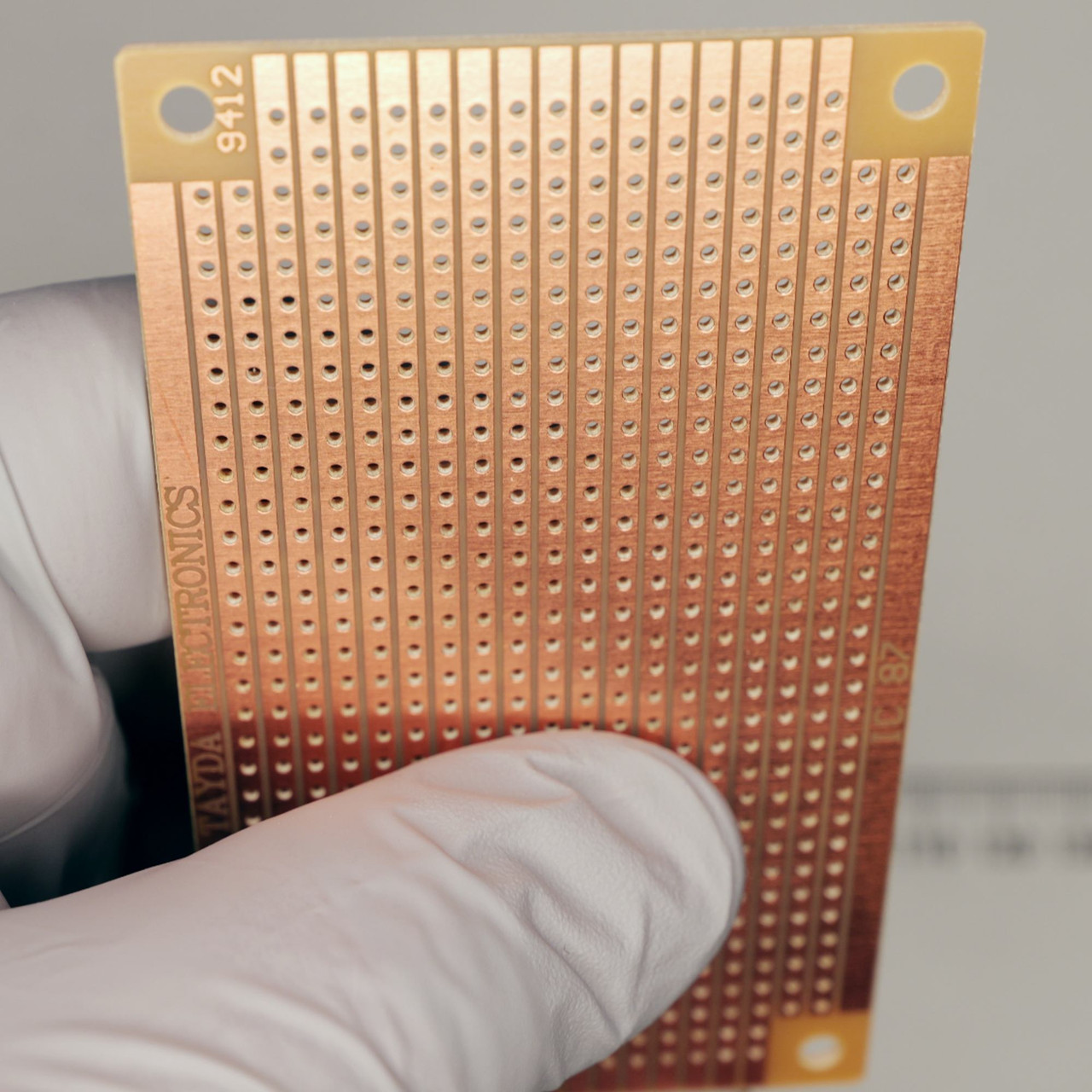 Single-Sided Copper Prototyping Stripboard 93x55mm A-5031