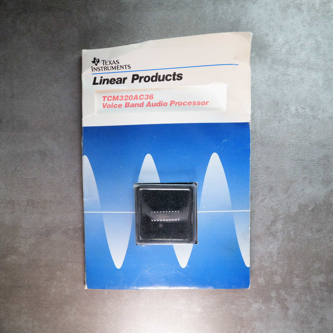 Texas Instruments TCM320AC36CN Voice Band Audio Processor DIP-20 NOS