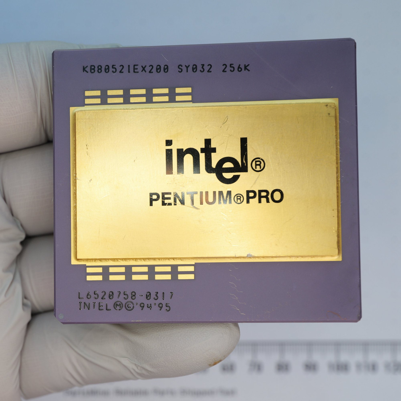 Intel Pentium Pro 200 MHz Socket 8 CPU KB80521EX200 SY032 Bent Pins Used