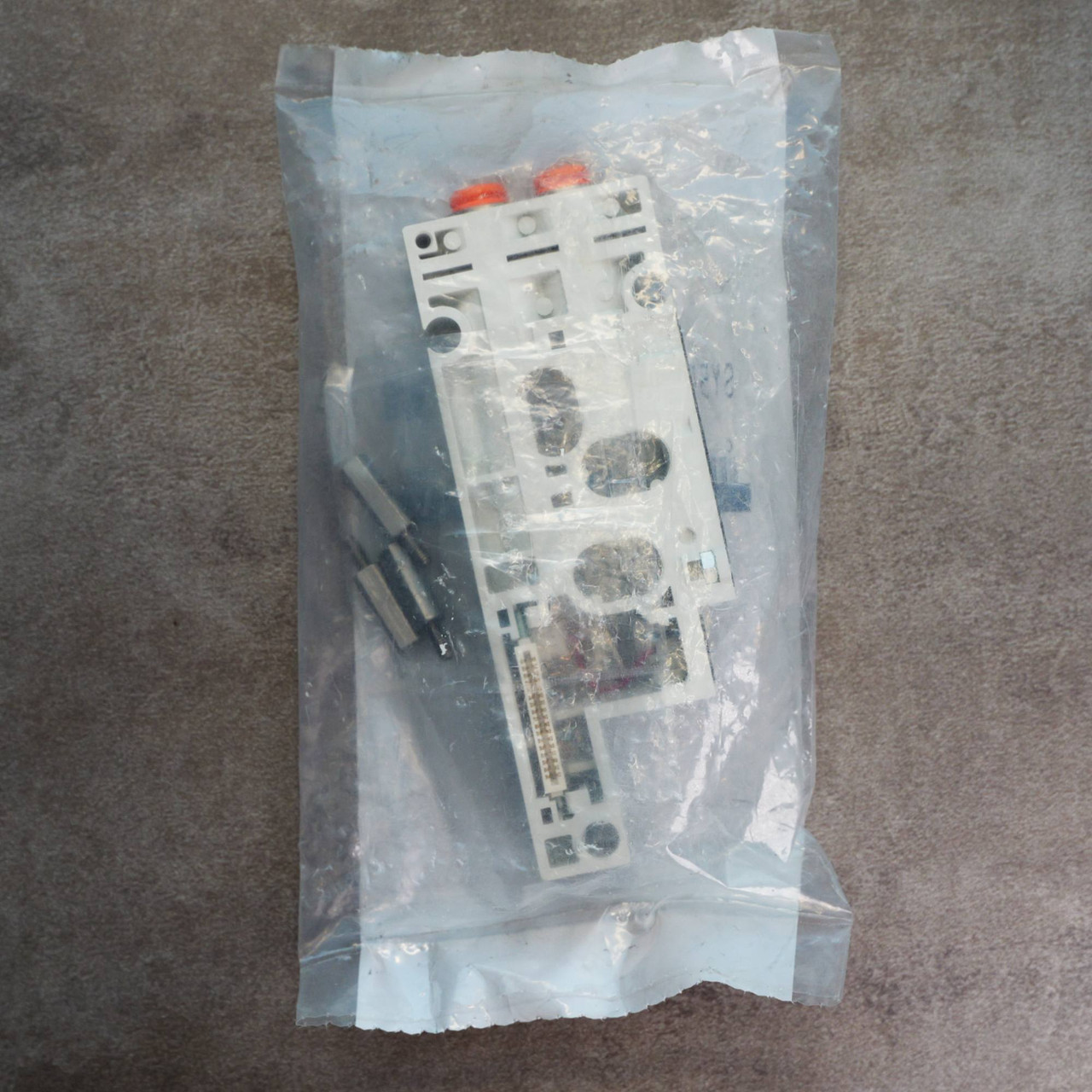 SMC SY50M-2-1SA-N7 Pneumatic Valve Manifold Station Base Assembly NOS