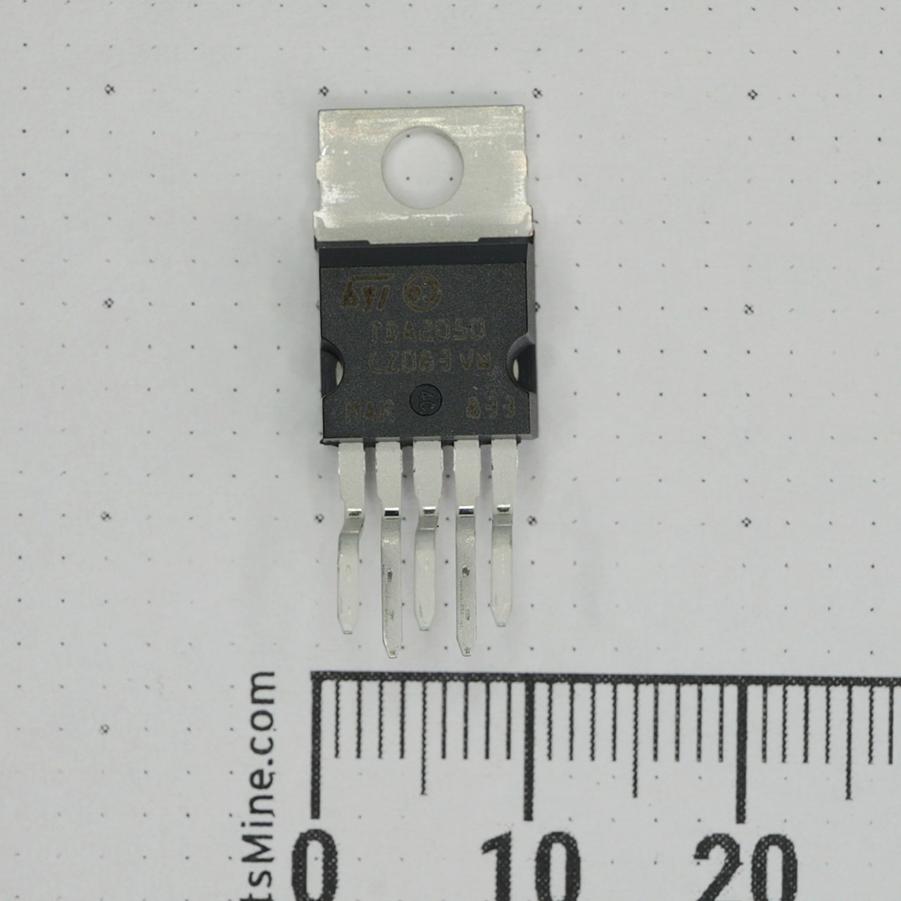 TDA2050 32W Audio Amplifier IC STMicroelectronics Pentawatt-5 NOS