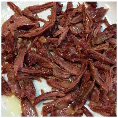 CARNE DESMIGADA DE PATO CONFITADA 500 GR.