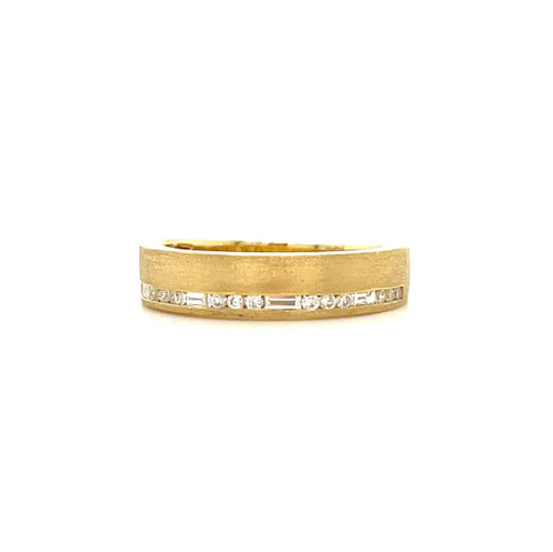 Offset Diamond Band- Yellow Gold