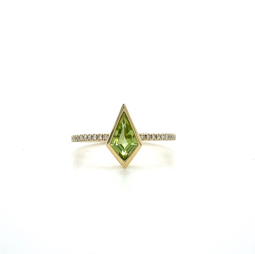 Peridot Kite Ring
