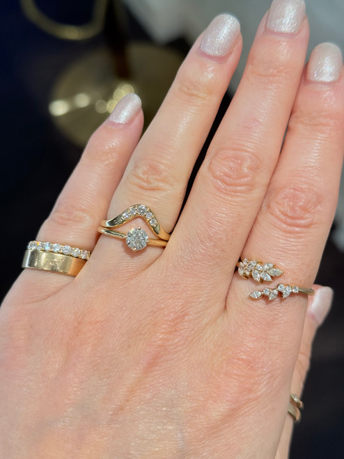 curved wedding band, curved diamond wedding band, contour wedding band, contour diamond band, unique diamond band, unique diamond ring, unique diamond wedding band