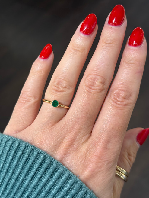 Semi Bezel Emerald Ring